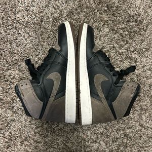 Mocha High top Air Jordan’s